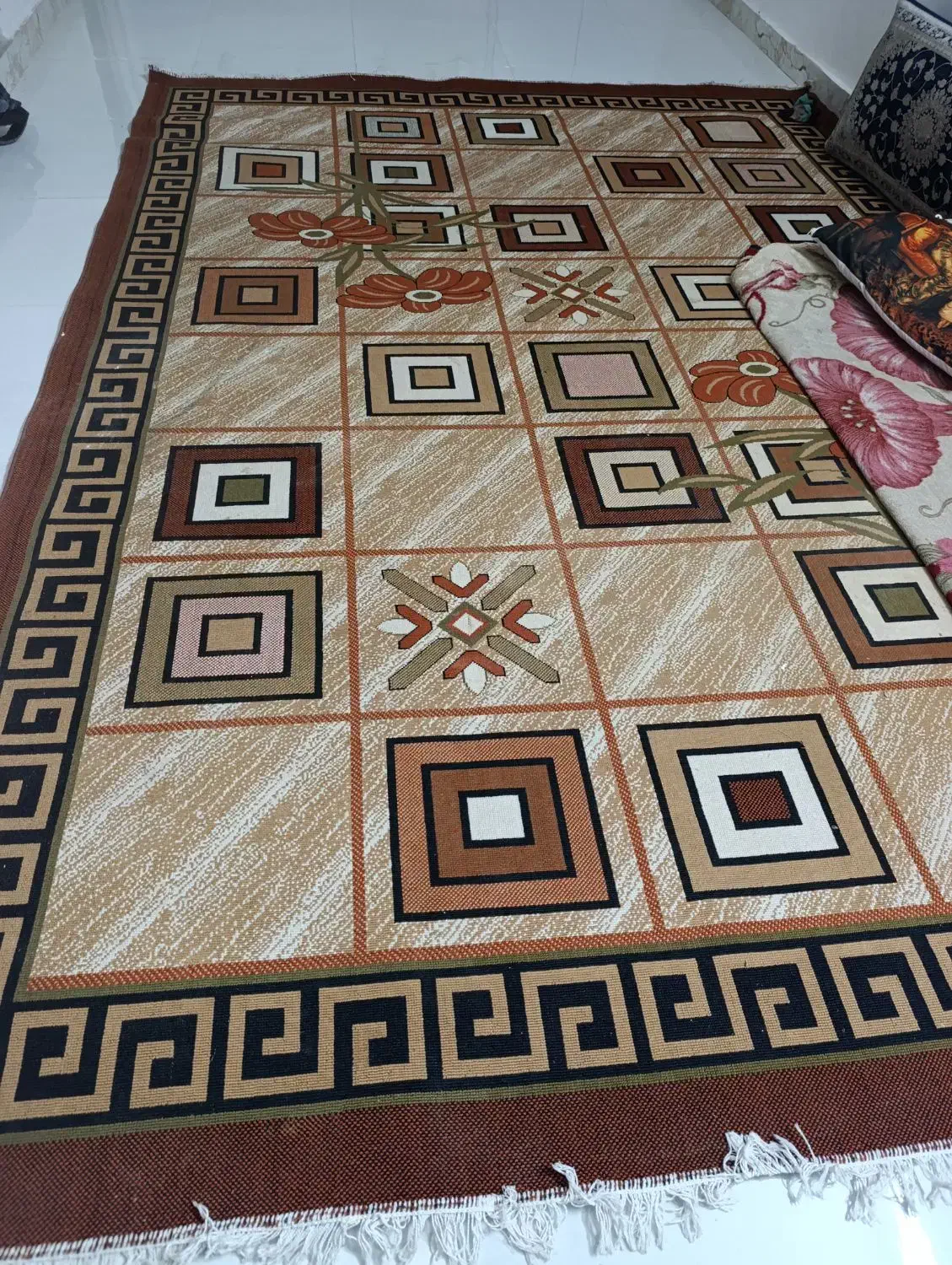 گلیم. 9متری|گلیم، جاجیم، گبه|مشهد, شهید قربانی|دیوار