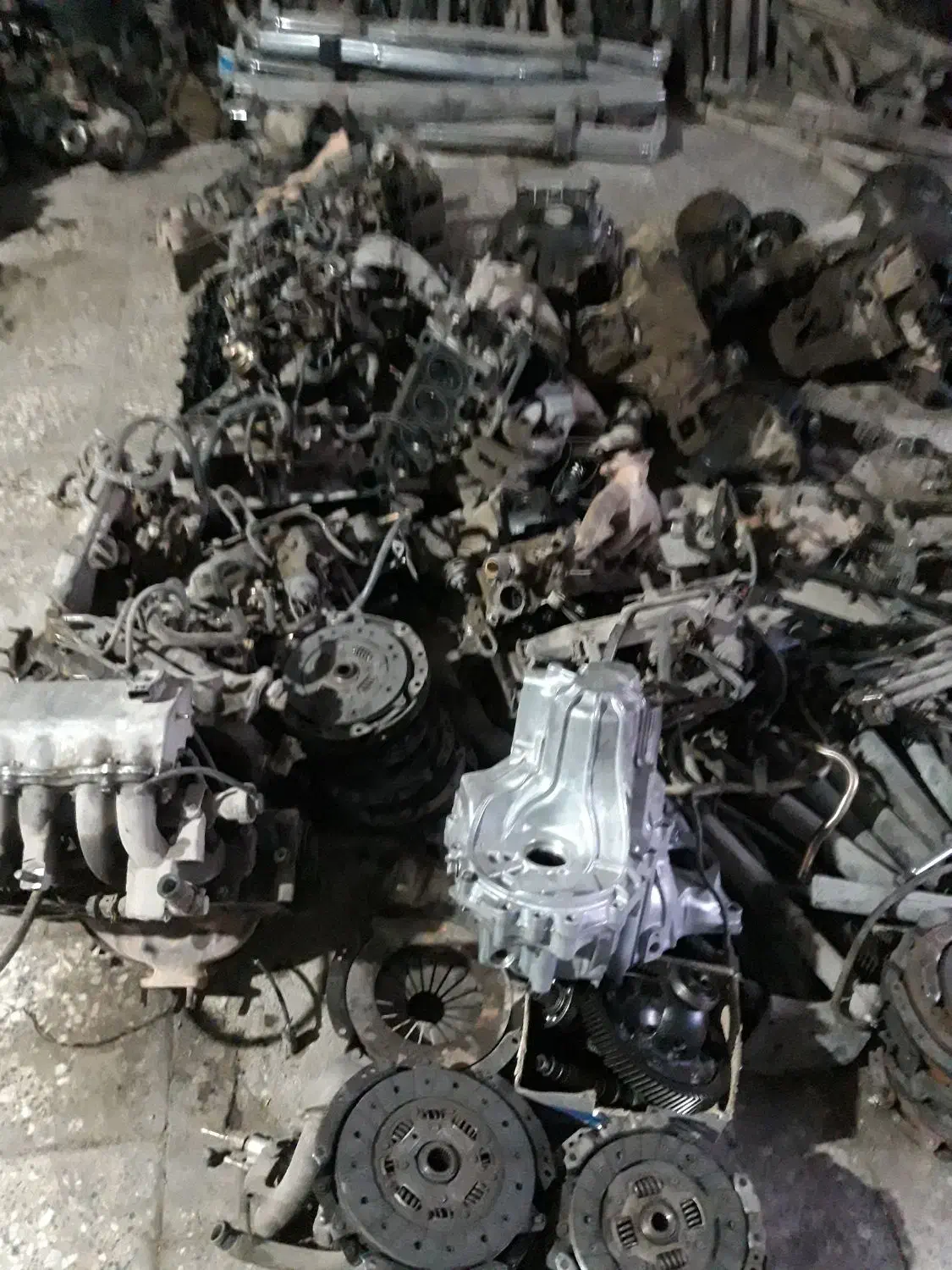 استوک پژو پراید اردی پیکان نیسان وانت پیکان ژیان|قطعات یدکی و لوازم جانبی|اصفهان, رهنان|دیوار