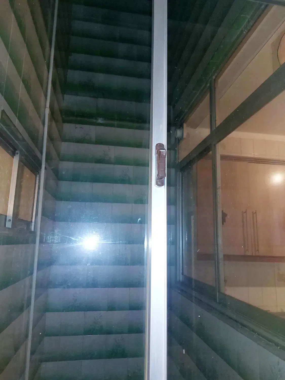 ۱۲۰متر۲خوابه با تراس تکواحدی تهرانپارس ط اول