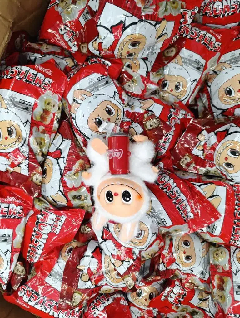 عروسک لبوبو|اسباببازی بچه|بندر گناوه, |دیوار