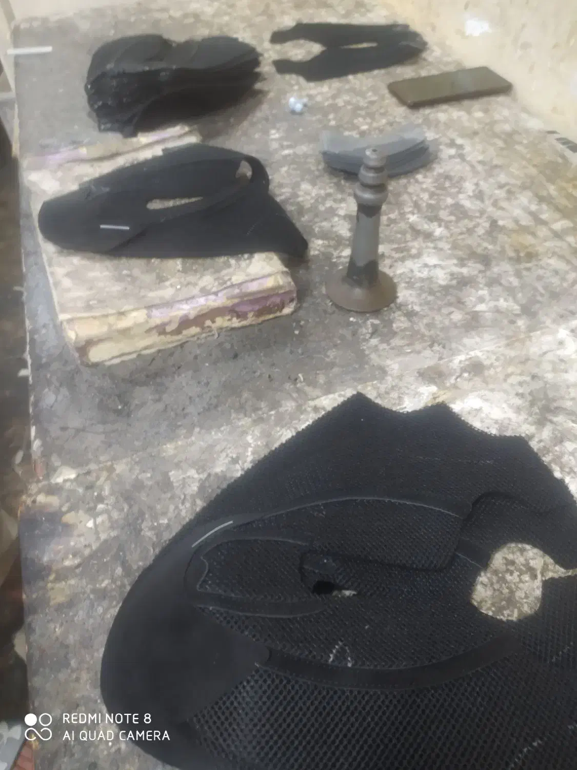 کارگر ساده برای کار در کفاشی|استخدام صنعتی، فنی، مهندسی|تهران, بهارستان|دیوار