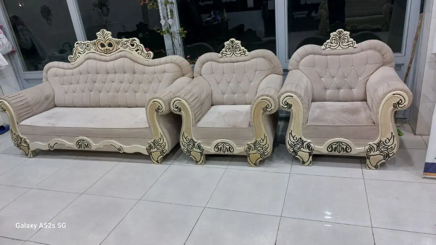 مبلمان راحتی|مبلمان خانگی و میز عسلی|خوی, |دیوار