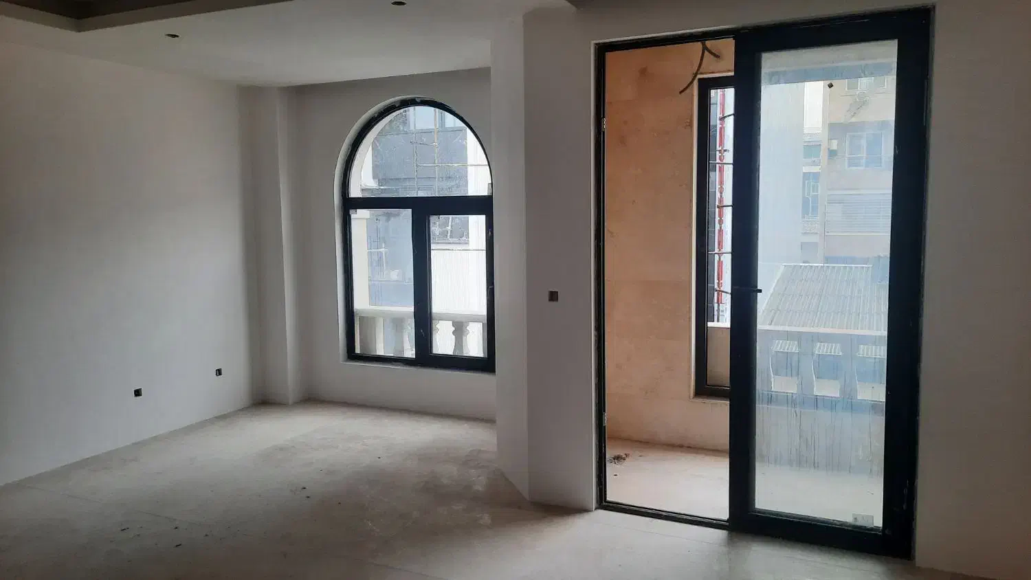 با ۱۲ میلیارد صاحب این ملک شو|فروش آپارتمان|لاهیجان, شیشه گران|دیوار