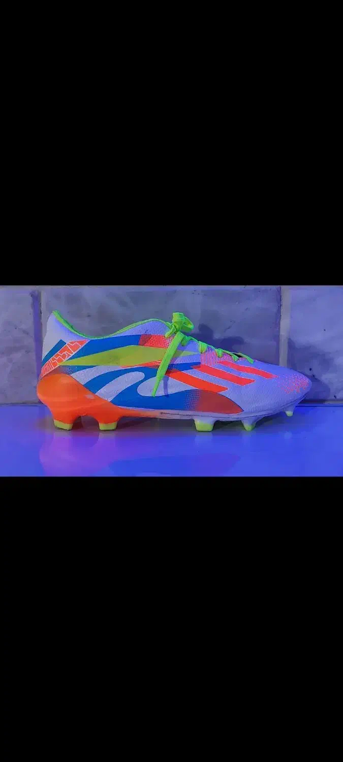 کفش فوتبال|تجهیزات ورزشی|خرمدره, |دیوار