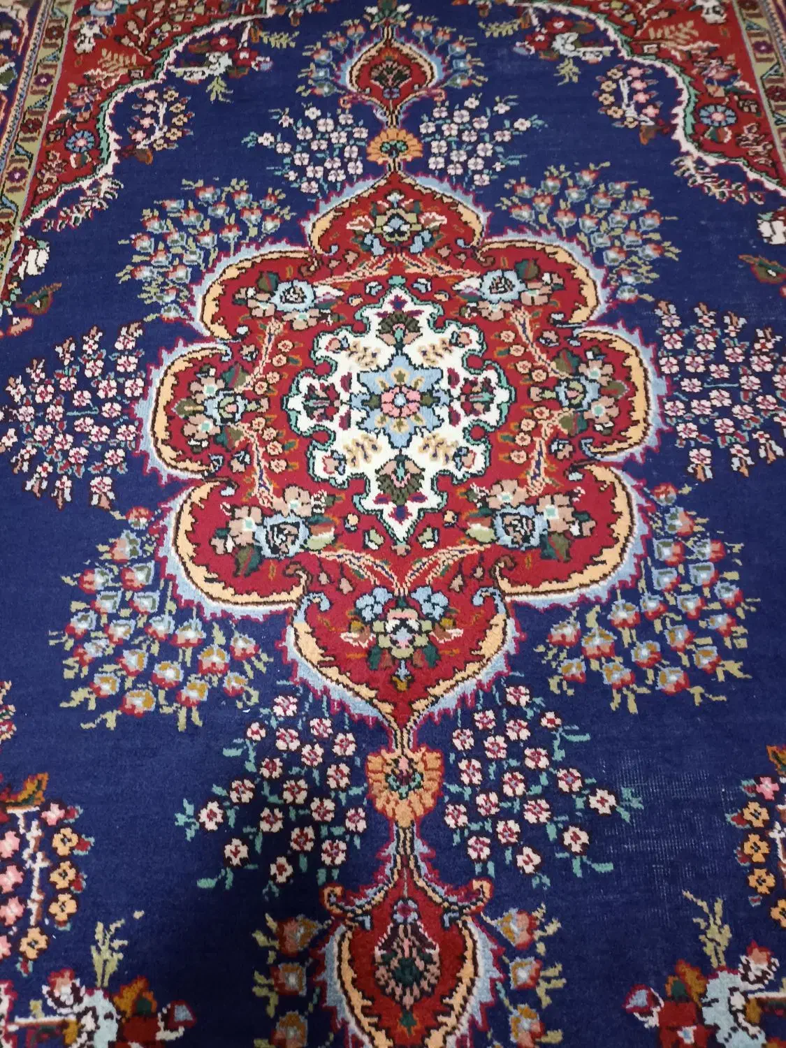 یه دونه شیش متری تکی زیبا بافت تبریز دستباف|فرش|تهران, الهیه|دیوار