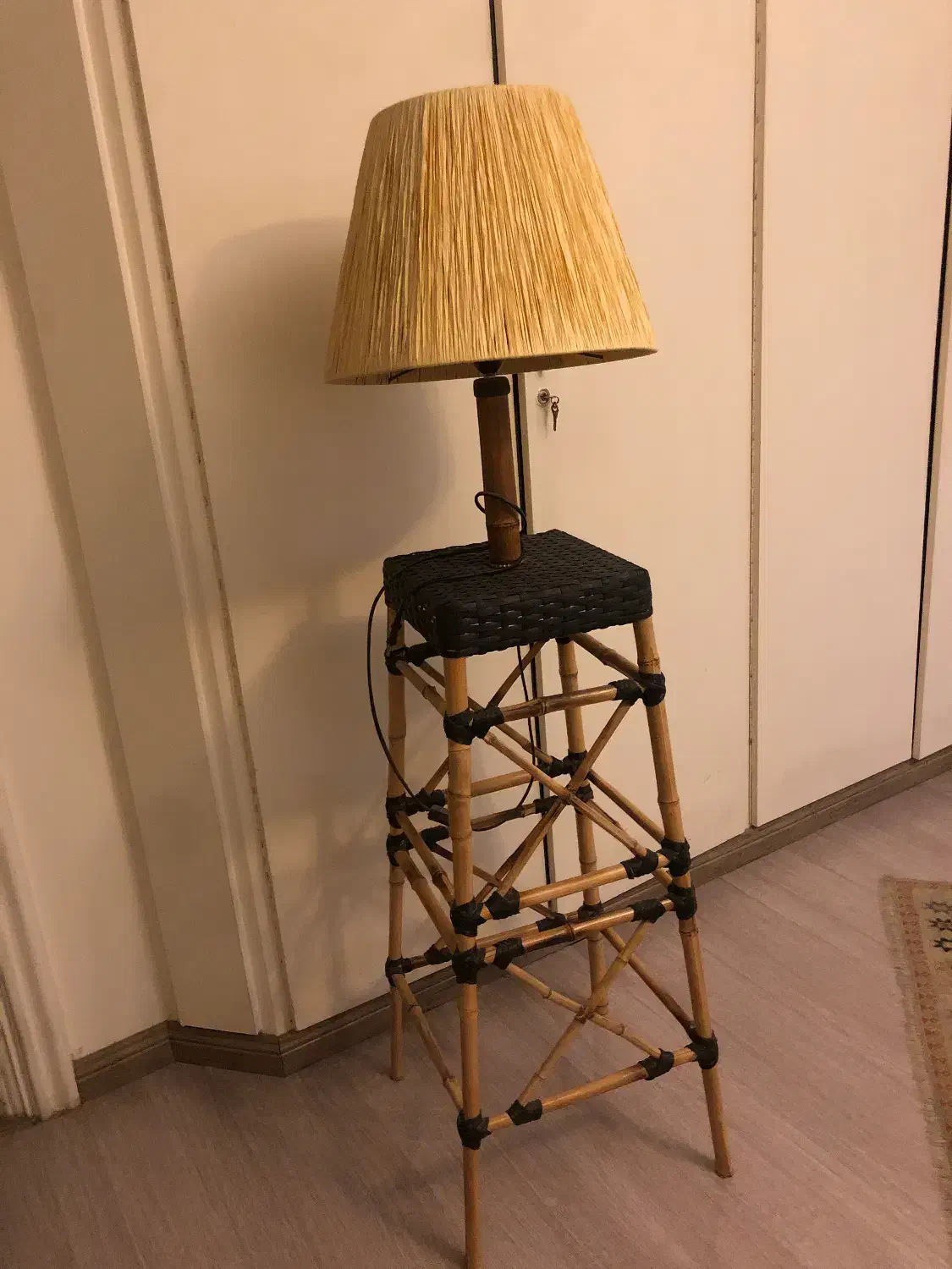 اباژوژ با پایه تمام بامبو( تک ساخت)|چراغ خواب و آباژور|تهران, جردن|دیوار