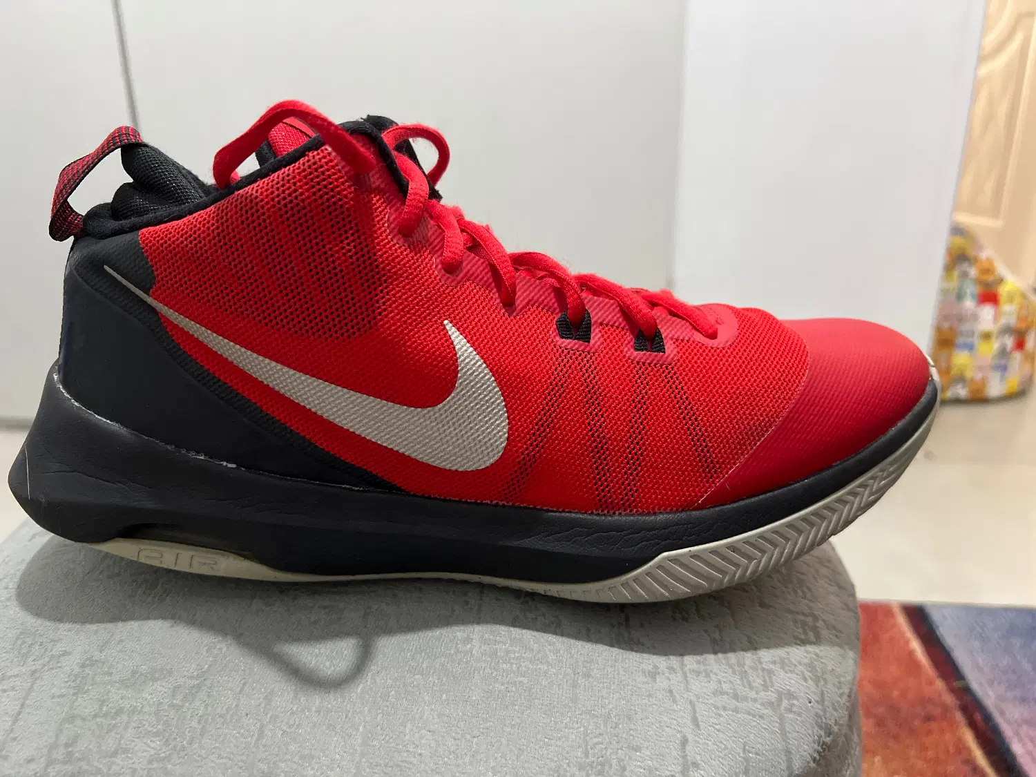 کفش بسکتبال  نایک ایر ورستایل Nike Air Versitile|کیف، کفش، کمربند|تهران, وردآورد|دیوار