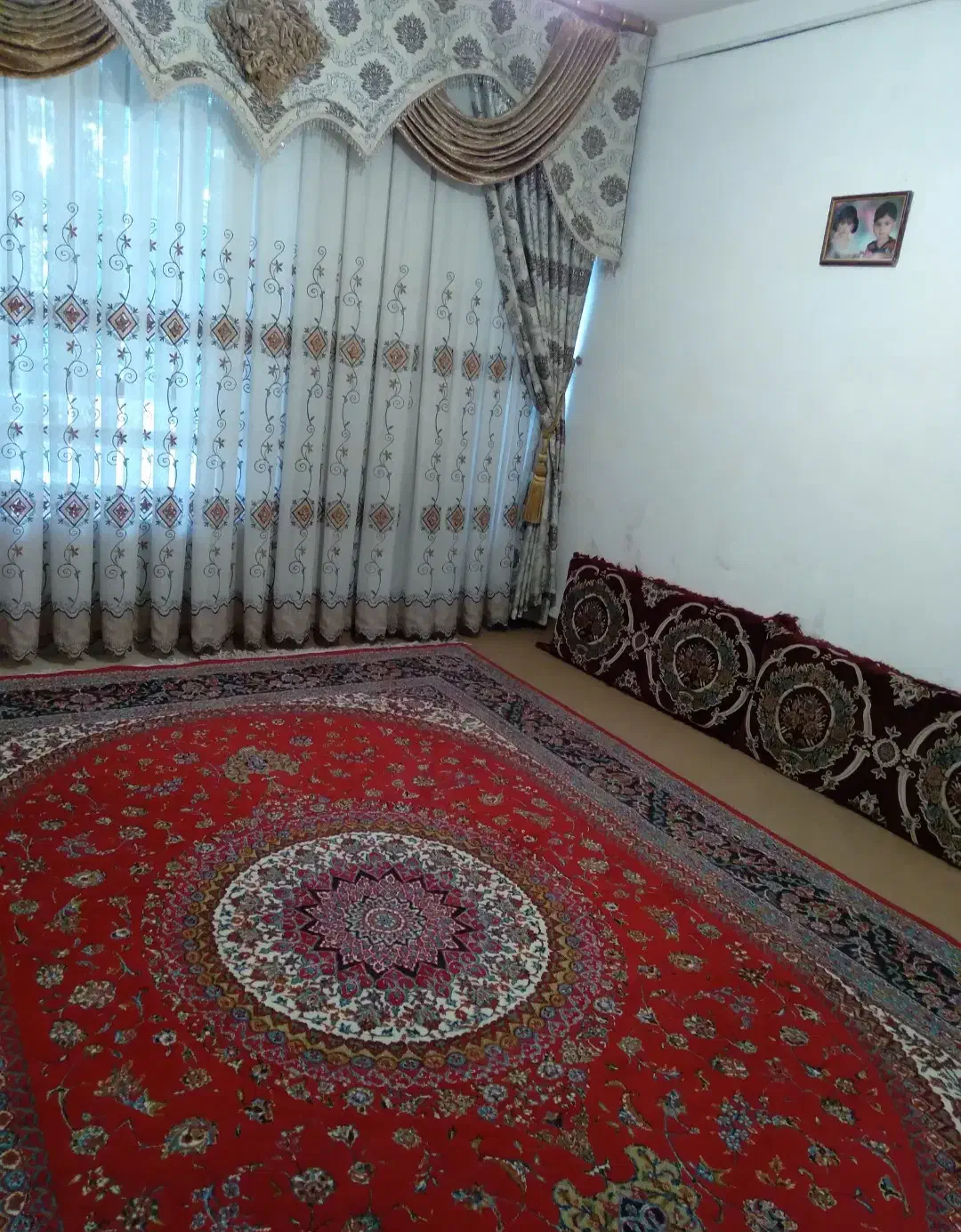 دو تخته فرش ۱۲ متری|فرش|ایلام, |دیوار