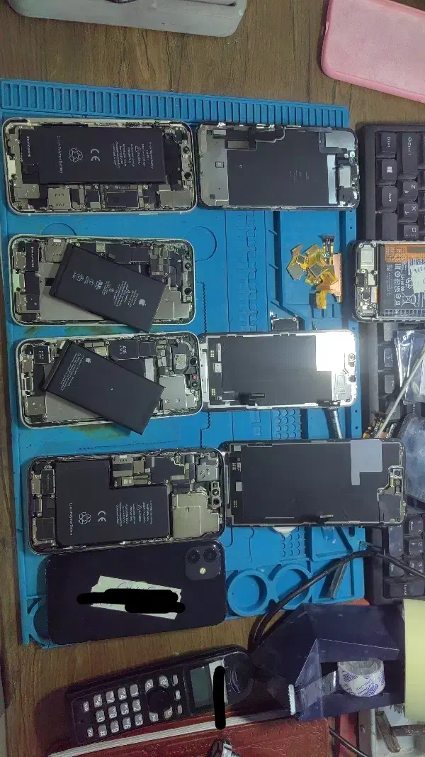 تعمیرات تخصصی موبایل|خدمات رایانه‌ای و موبایل|یزد, |دیوار