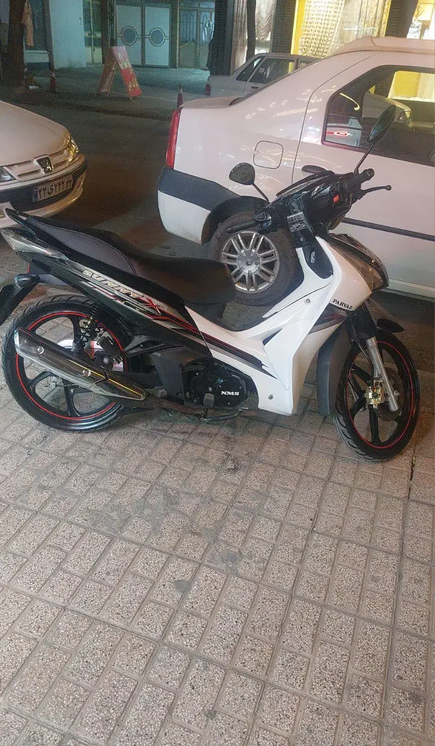 موتور بی کلاج|موتورسیکلت|نیشابور, محله میدان باغات|دیوار