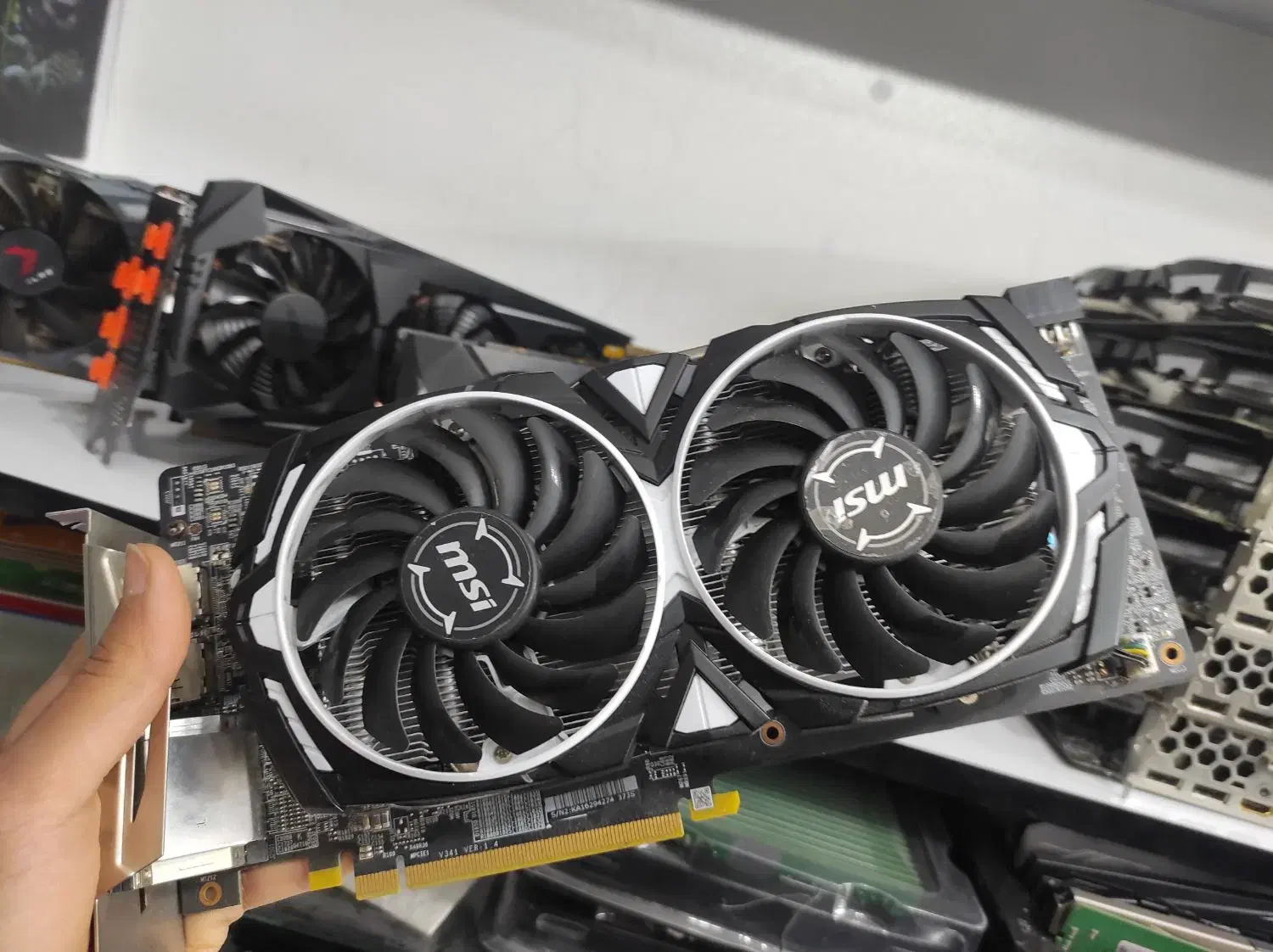 گرافیک RX 580 8GB|قطعات و لوازم جانبی رایانه|سبزوار, قائم|دیوار