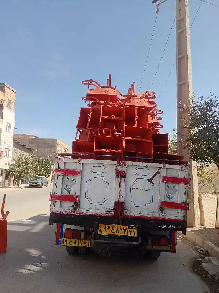 به تعدادی جوشکار و کارگر ساده نیازمندیم|استخدام صنعتی، فنی، مهندسی|چهارباغ, |دیوار