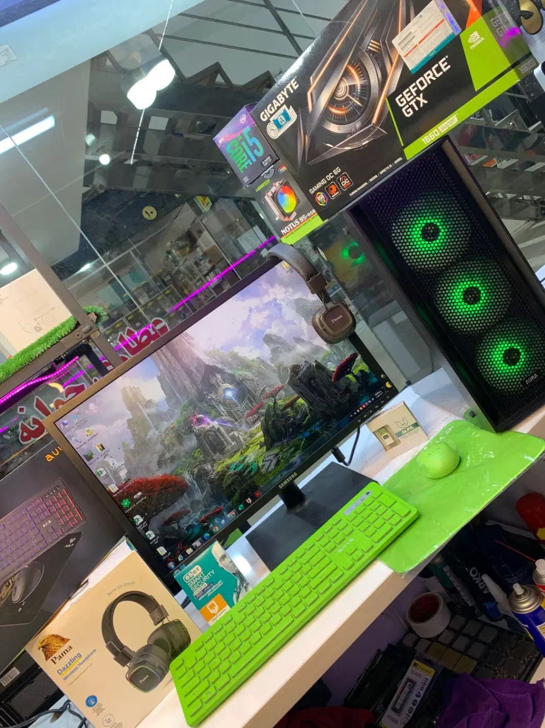 کامپیوتر کامل کیس و مانیتور و وسایلش|رایانه رومیزی|اهواز, گلستان|دیوار