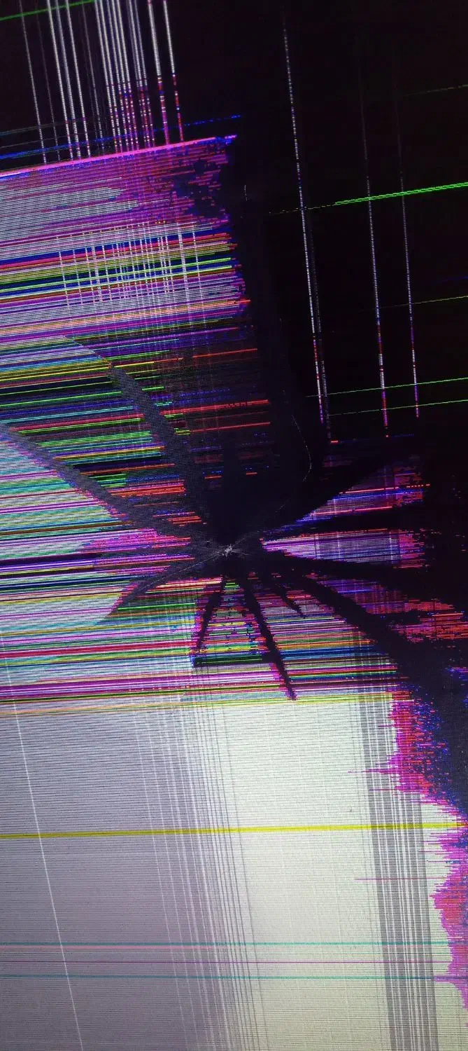 مانیتور ۲۲ اینچ دل نیاز به تعویض ال سی دی|قطعات و لوازم جانبی رایانه|قم, پردیسان|دیوار