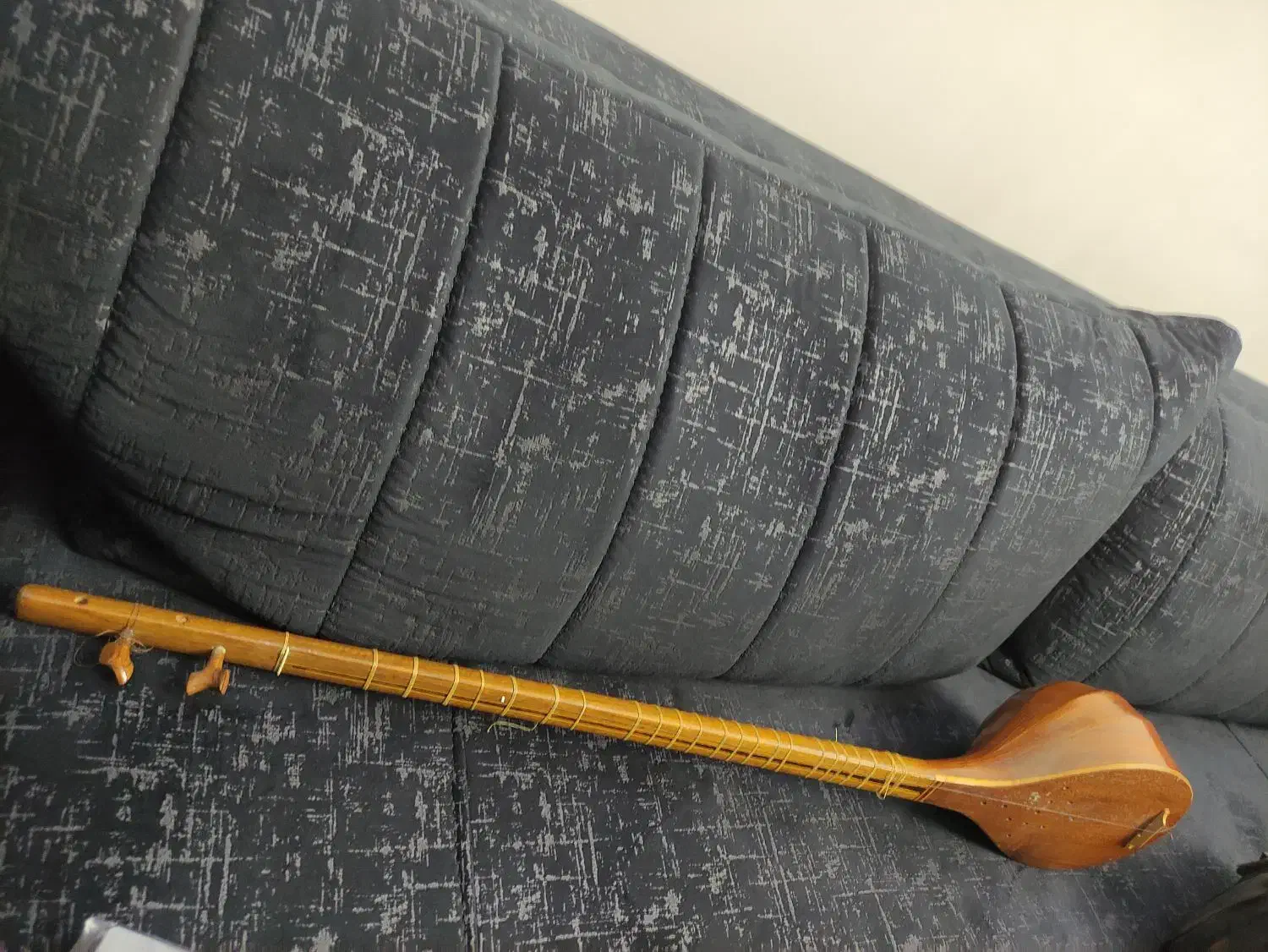 سه تار عزیزی|سازهای سنتی|تهران, افسریه شمالی|دیوار