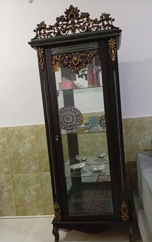 بوفه در حد نو|بوفه، ویترین، کنسول|گنبد کاووس, |دیوار