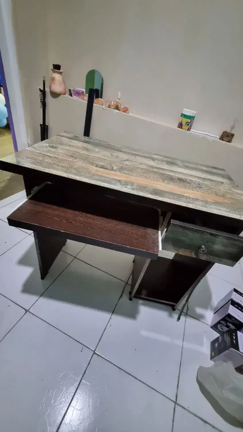 میز کامپیوتر|میز تحریر و کامپیوتر|رشت, خرسندی|دیوار