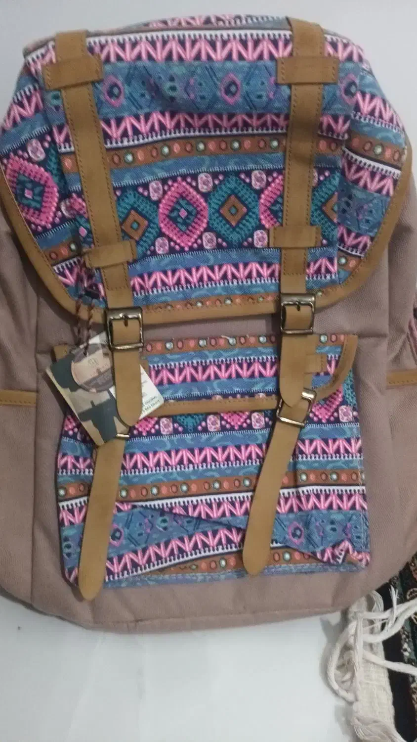 کوله پشتی|کیف، کفش، کمربند|شهریار, شهریار|دیوار