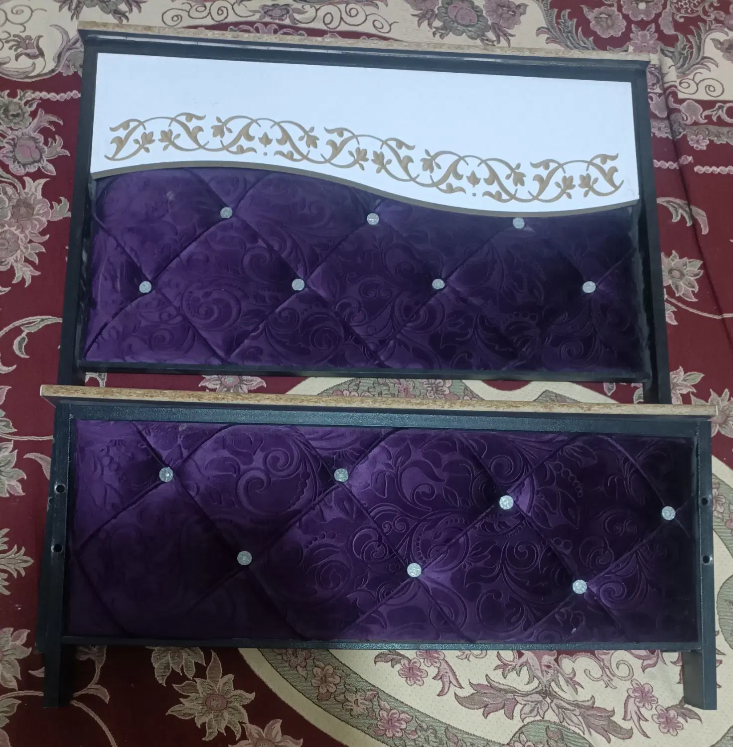 تخت|تخت و سرویس خواب|برخوار, |دیوار