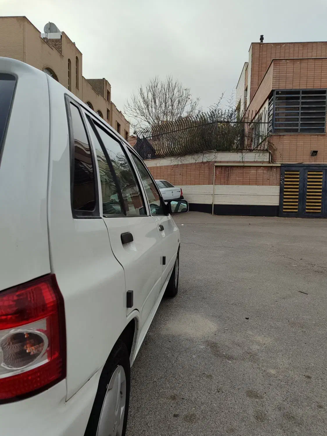 پراید ۱۱۱مدل۹۷|خودرو سواری و وانت|اصفهان, شاهد|دیوار