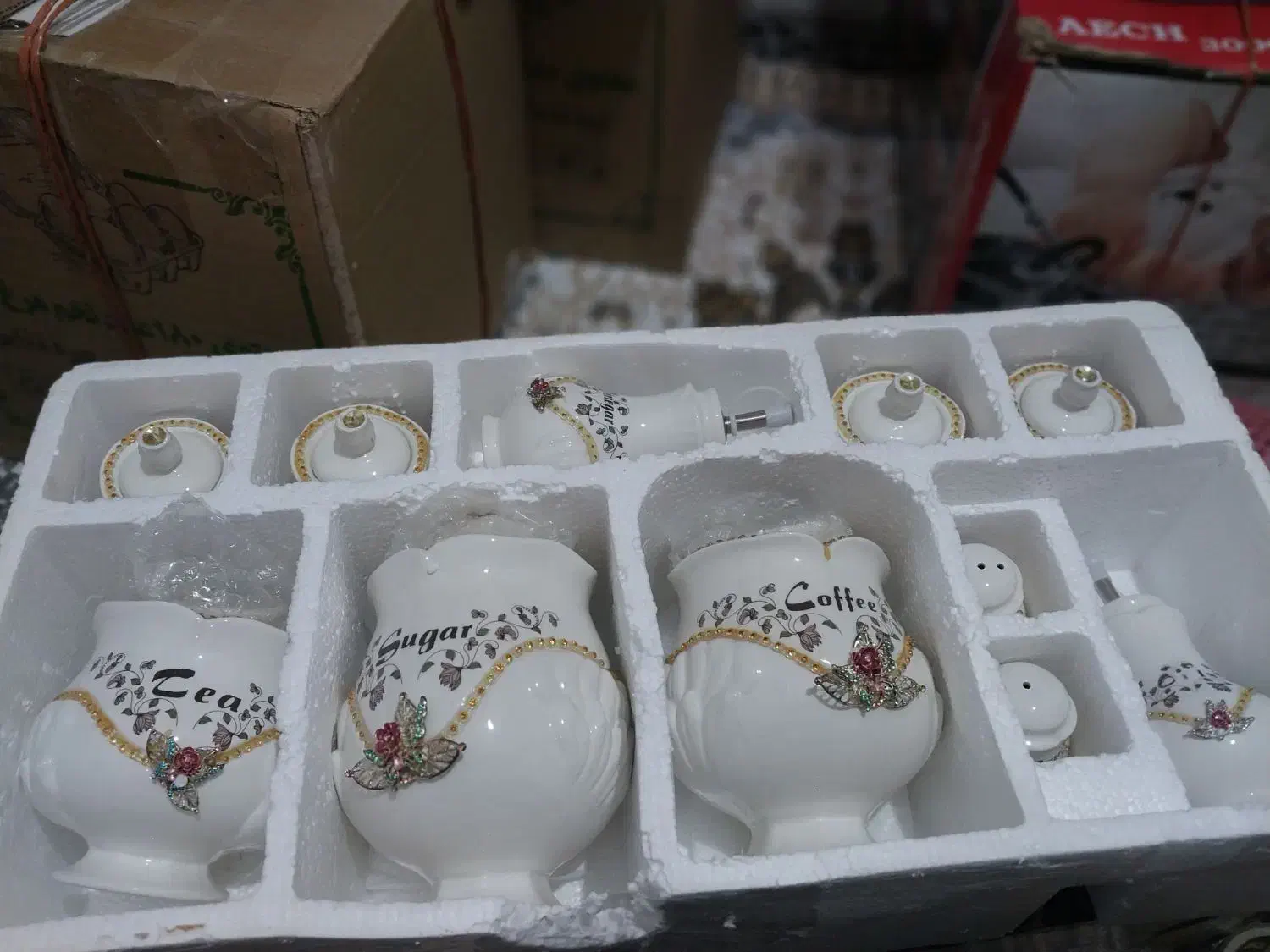 پاسماری نگین دار|ظروف سرو و پذیرایی|محمدیه-قزوین, |دیوار