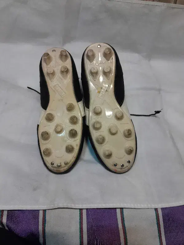 کفش فوتبال در حد نو|کیف، کفش، کمربند|اندیشه, شهرک کوثر|دیوار