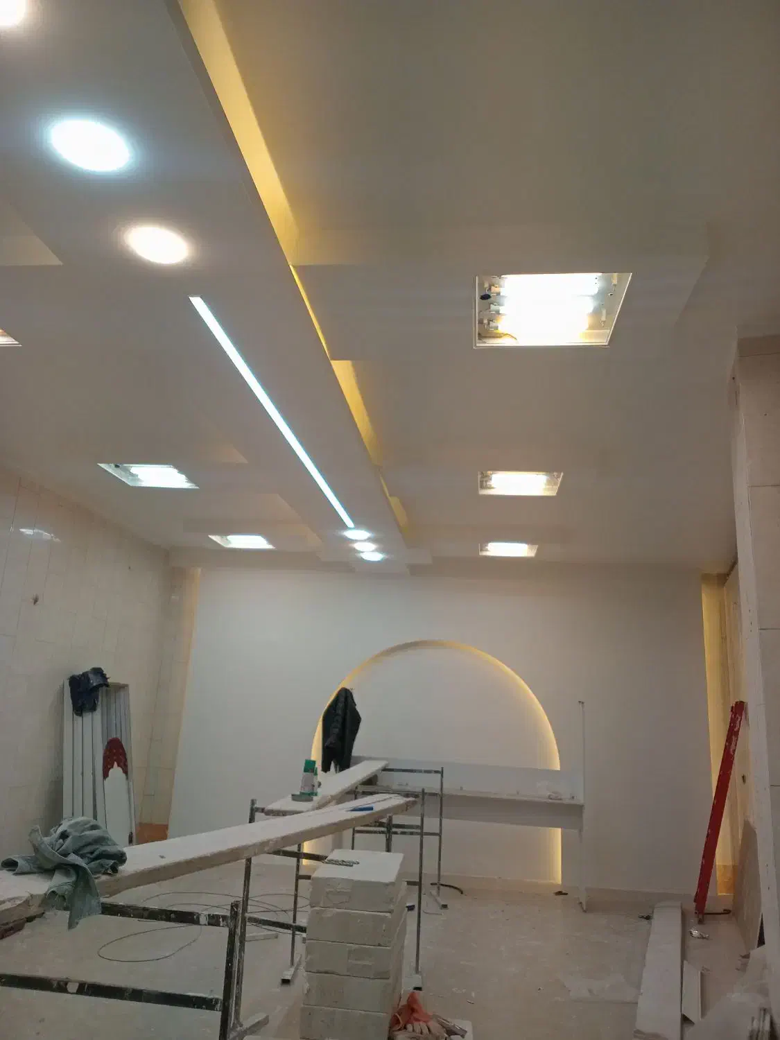 نقاشی ساختمان|خدمات پیشه و مهارت|اصفهان, پوریای ولی|دیوار