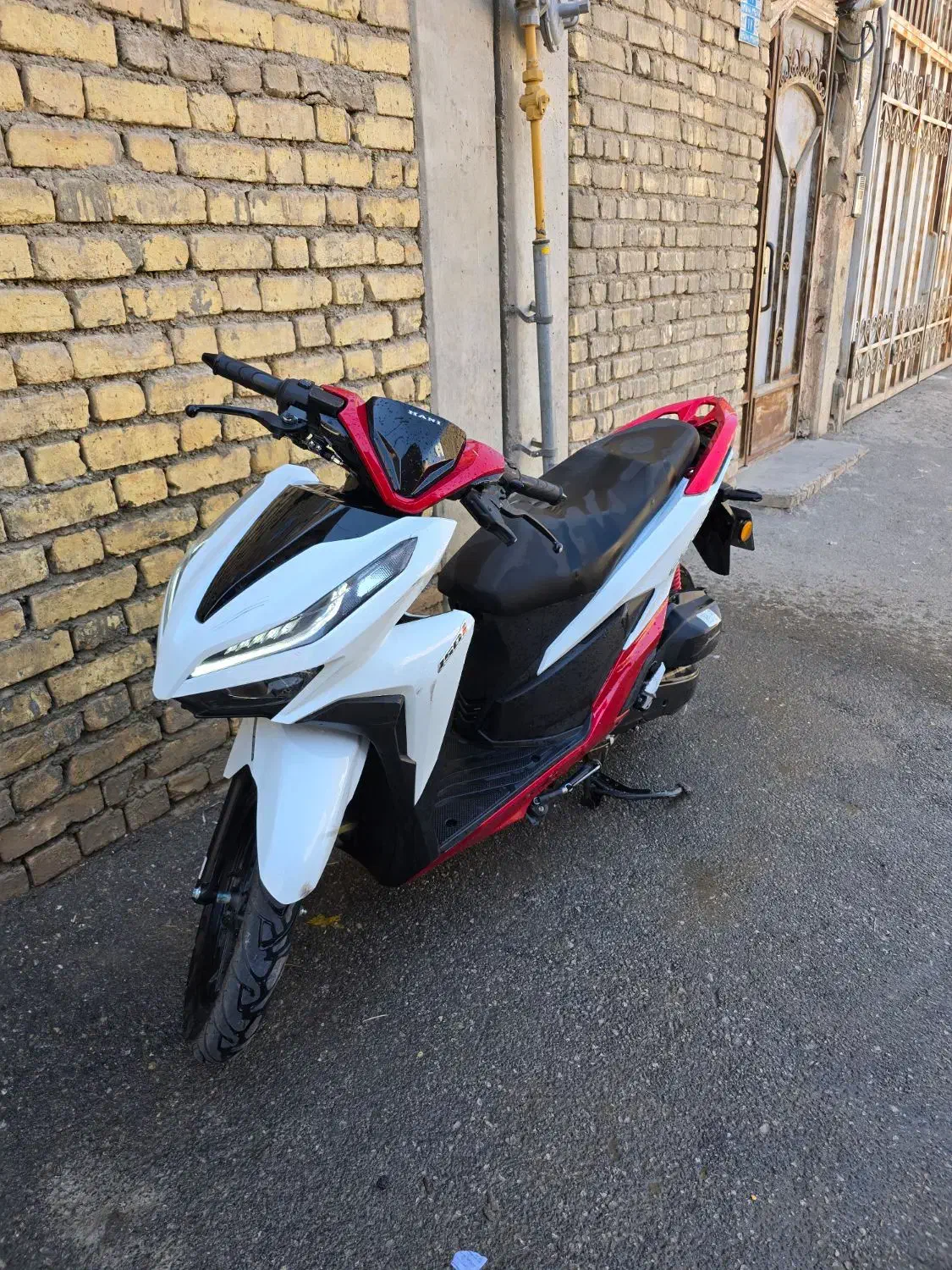 فروش موتور کلیک هانی|موتورسیکلت|فلاورجان, |دیوار