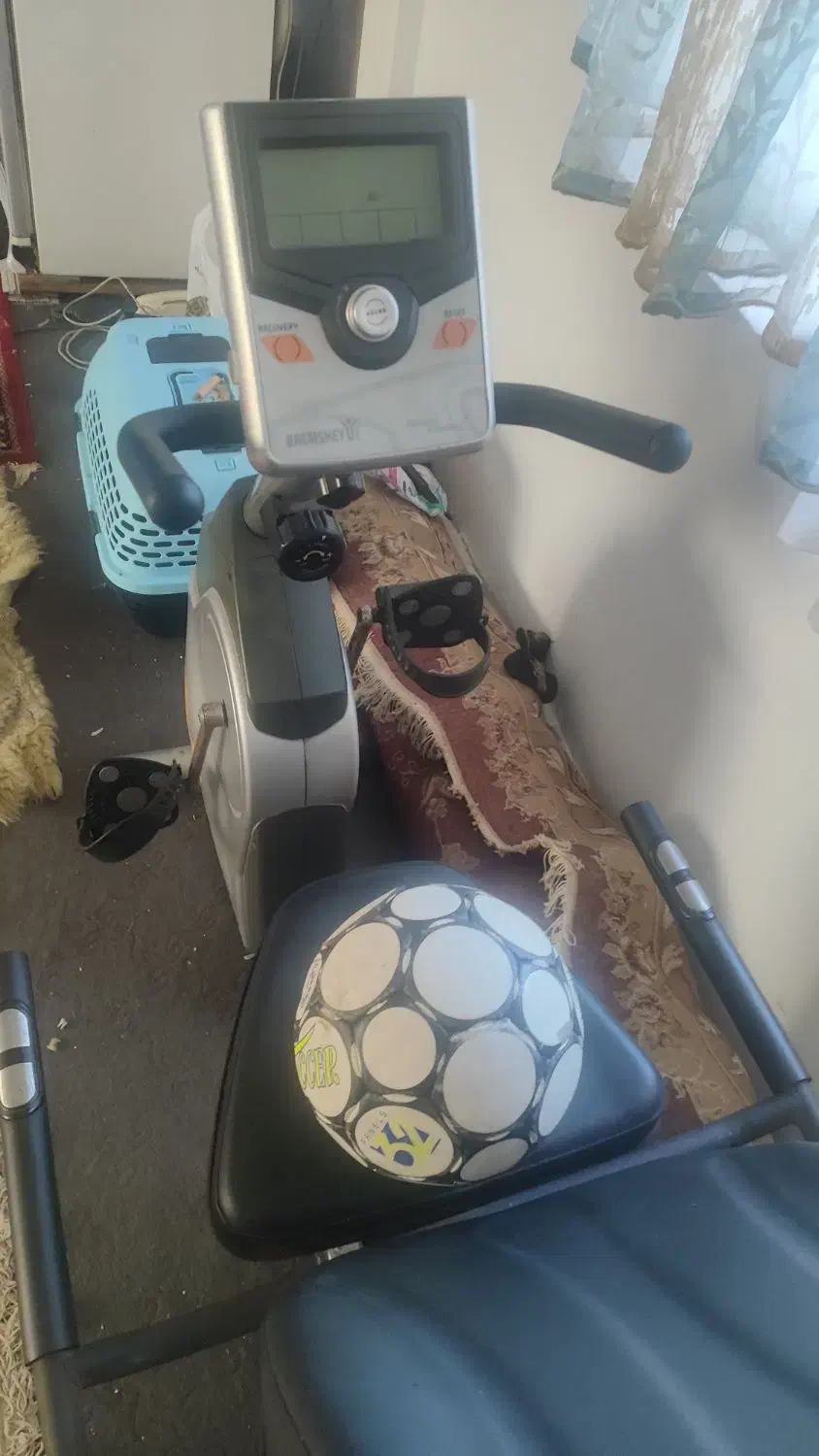 دوچرخه ثابت باشگاهی|تجهیزات ورزشی|نشتارود, |دیوار