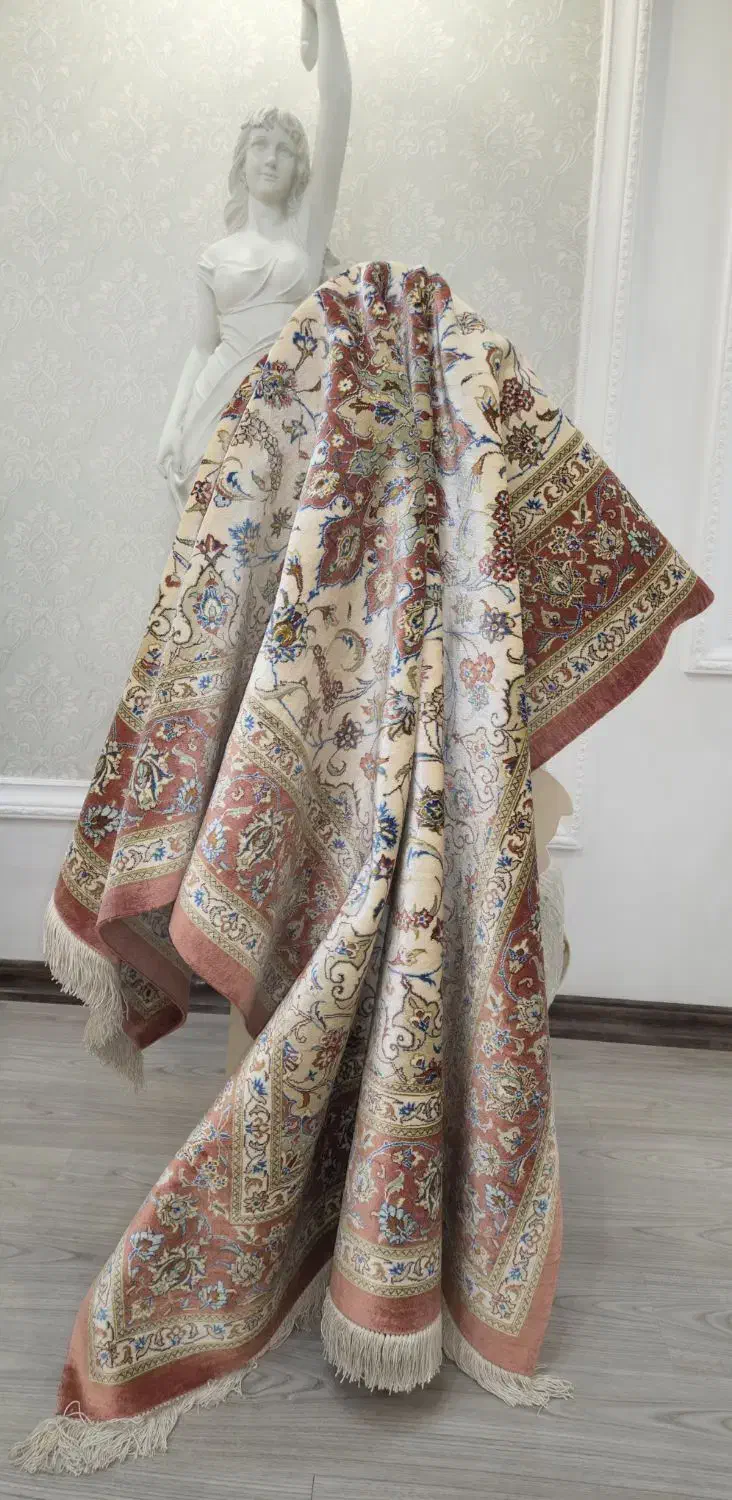 فرش تمام ابریشم دست بافت قم استاد نصیری|فرش|همدان, |دیوار