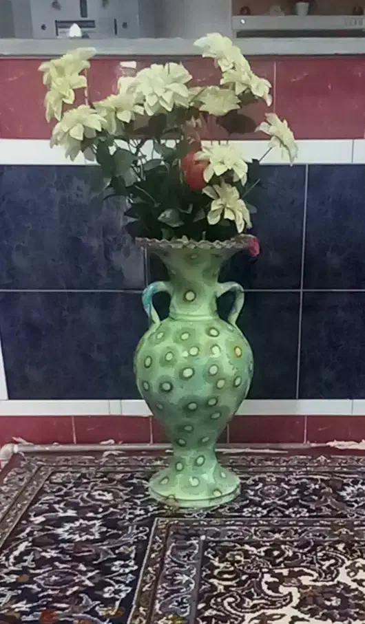 گلدان سفالی درحدنو|گل و گیاه طبیعی|کوهدشت, |دیوار