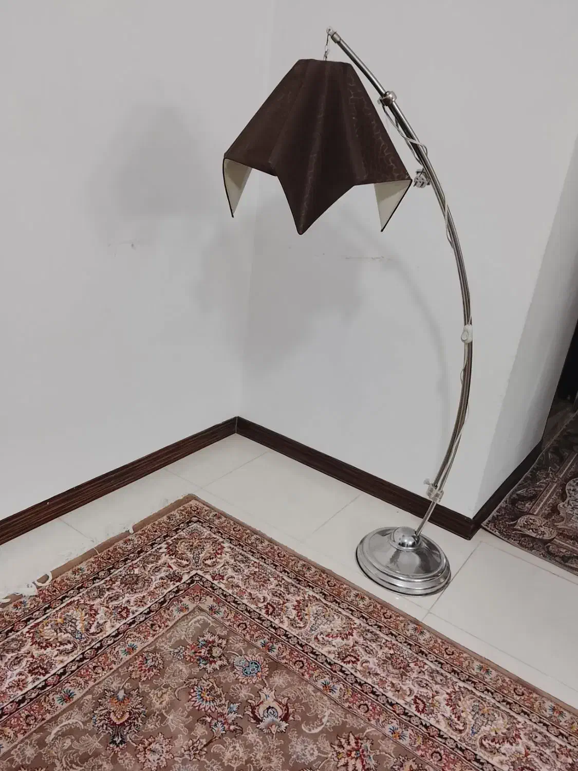 اباژور|چراغ خواب و آباژور|فشاپویه, |دیوار