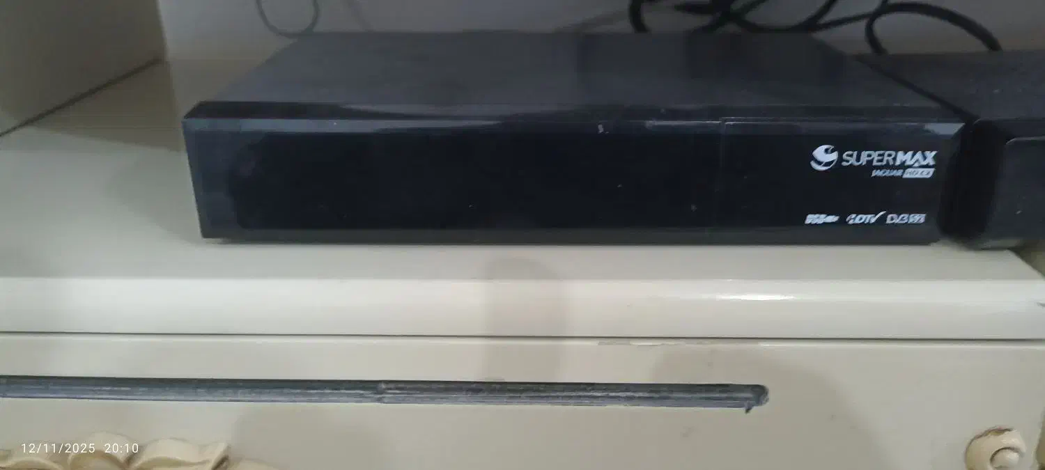 تلویزیون ۳۲ سونی|تلویزیون و پروژکتور|خرم‌آباد, |دیوار