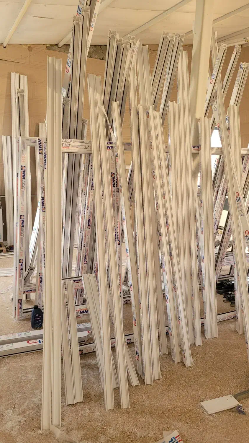 تولید در و پنجره دوجداره. قیمت عمده در ضد سرقت|خدمات پیشه و مهارت|قزوین, |دیوار