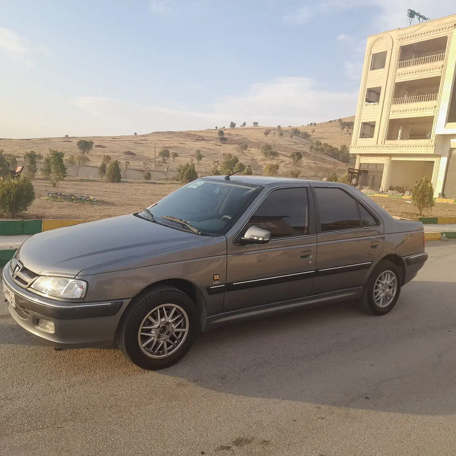 پارس تیوفای درحد خشک|خودرو سواری و وانت|بانه, |دیوار