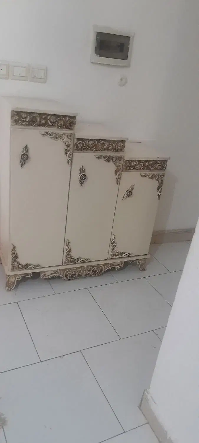 جاکفشی سالم ساعت سالم|جاکفشی، کمد، دراور|پیشوا, |دیوار