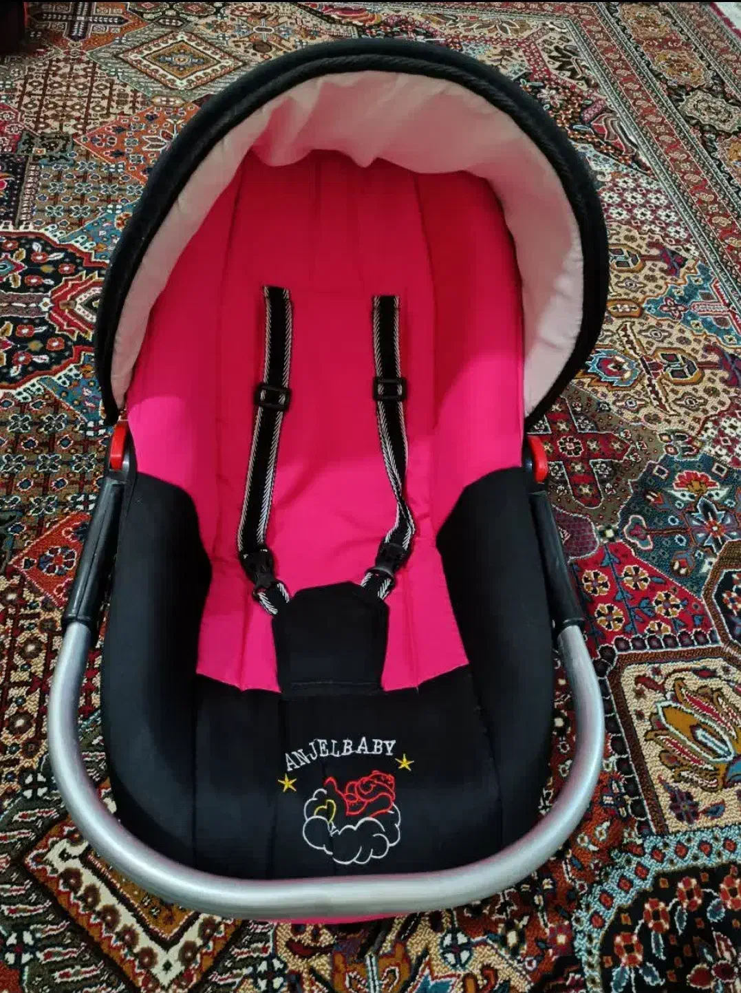 روروک و کریر(کریحه)..نو بدون ایراد|اسباب و اثاث بچه|قرچک, مهدیه|دیوار