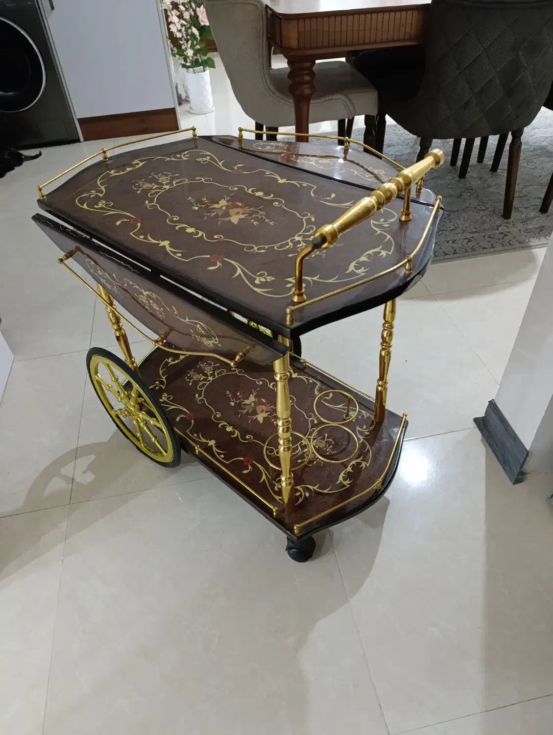 میز پذیرایی|بوفه، ویترین، کنسول|اهواز, شهرک دانشگاه|دیوار