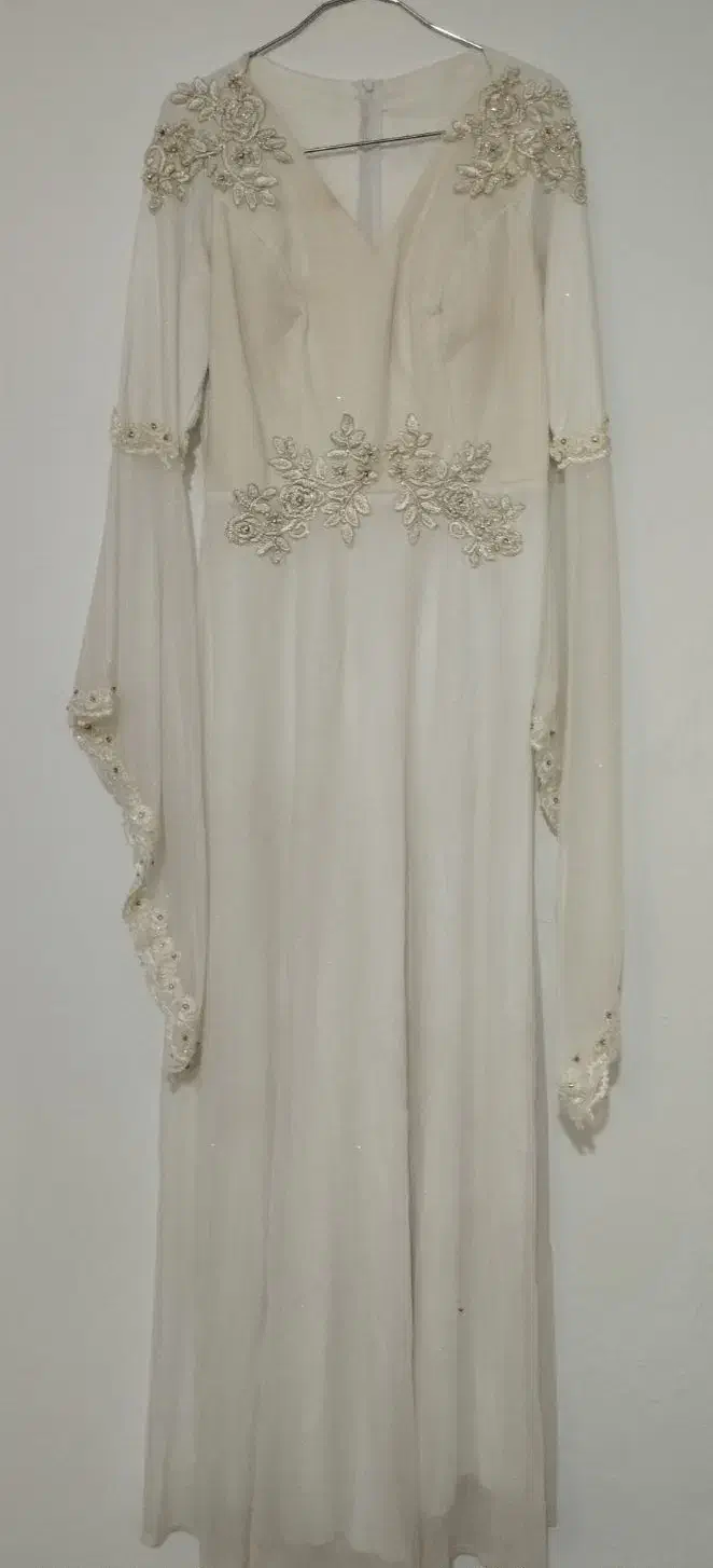 مجلسی نو|لباس|سمنان, |دیوار