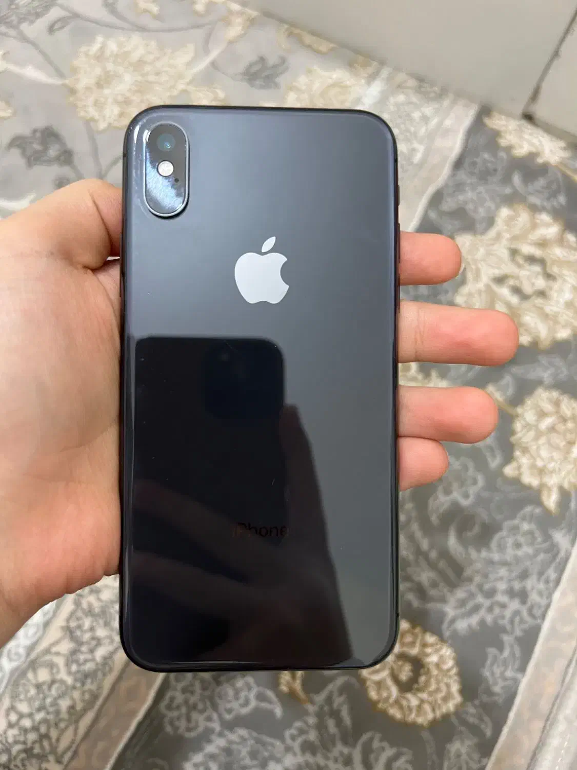 آیفون x|موبایل|رباط‌کریم, رباط‌کریم|دیوار