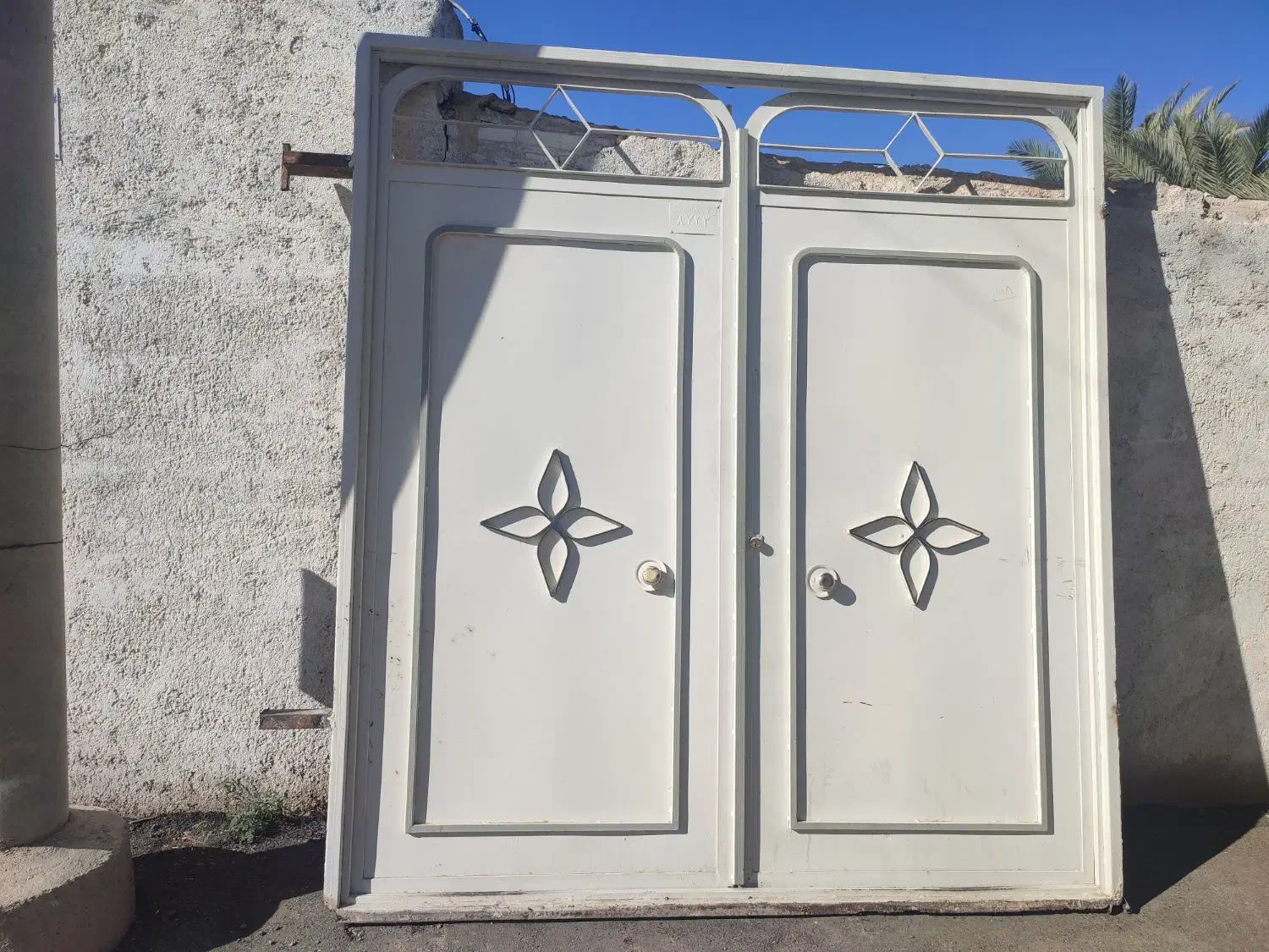 در دو لنگه فروشی|مصالح و تجهیزات ساختمان|طبس, |دیوار