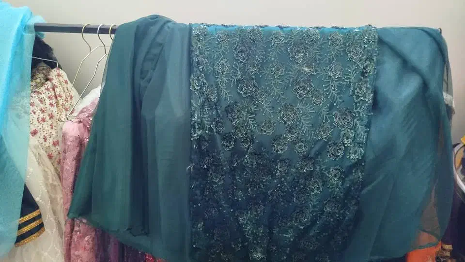لباس محلی تمیز سالم نو|لباس|مرودشت, علی‌آباد‎|دیوار