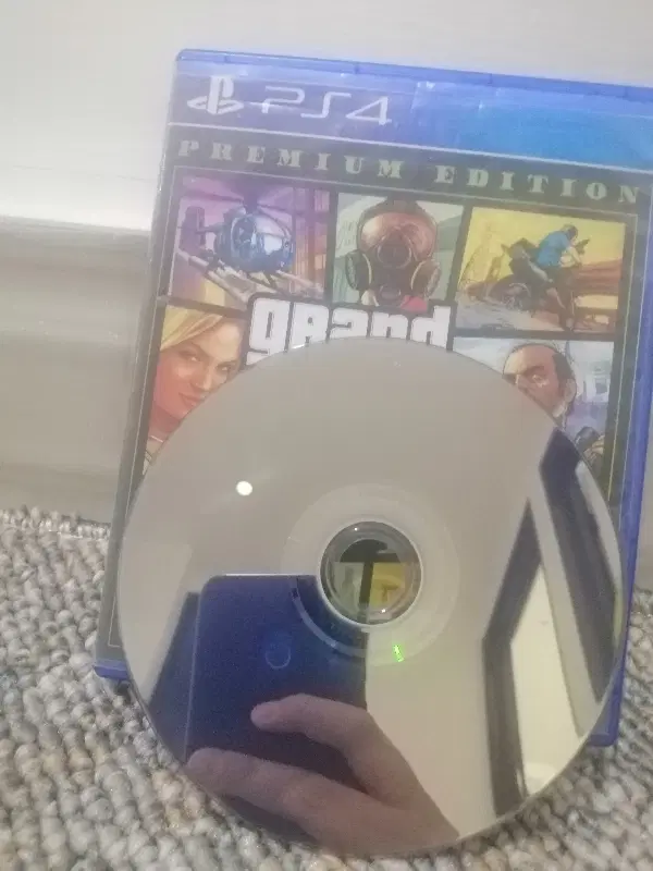 دیسک GTA V PS4|کنسول، بازی ویدئویی و آنلاین|ایلام, |دیوار