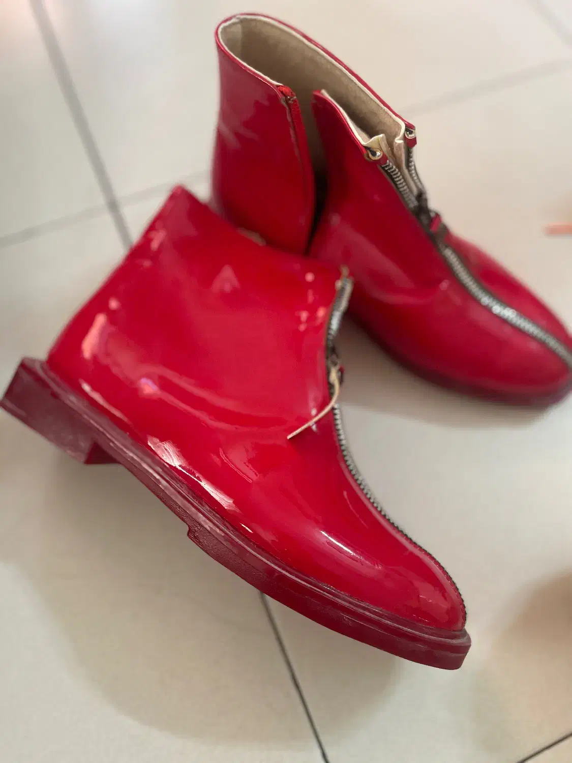 نیم بوت ورنی خاص خارجی سایت ۳۸|کیف، کفش، کمربند|پرند, فاز ۰|دیوار