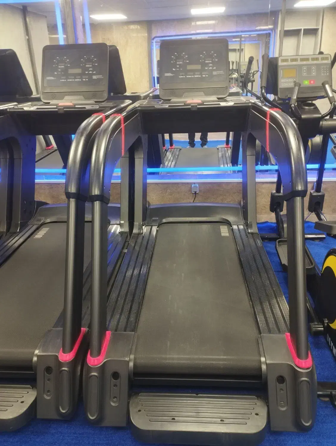 تردمیل باشگاهی|تجهیزات ورزشی|رباط‌کریم, شهرک صنعتی پرند|دیوار