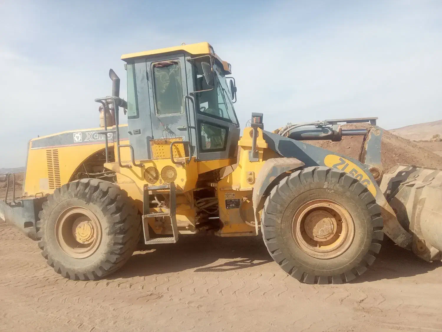 zl50xcmg|خودرو سنگین|شاهرود, |دیوار