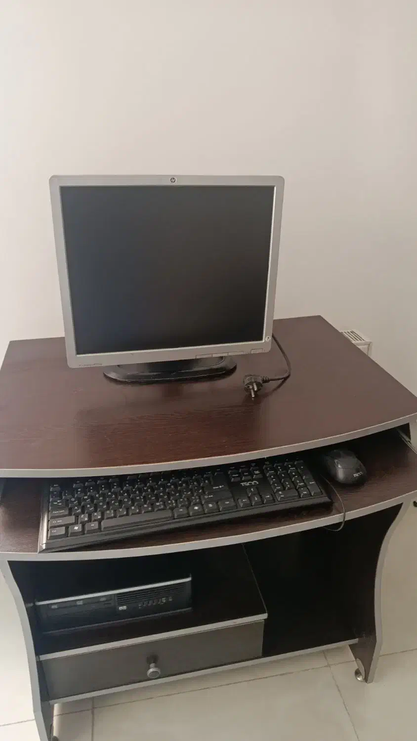 کامپیوتر hp|رایانه رومیزی|اندیشه, اندیشه فاز ۱|دیوار