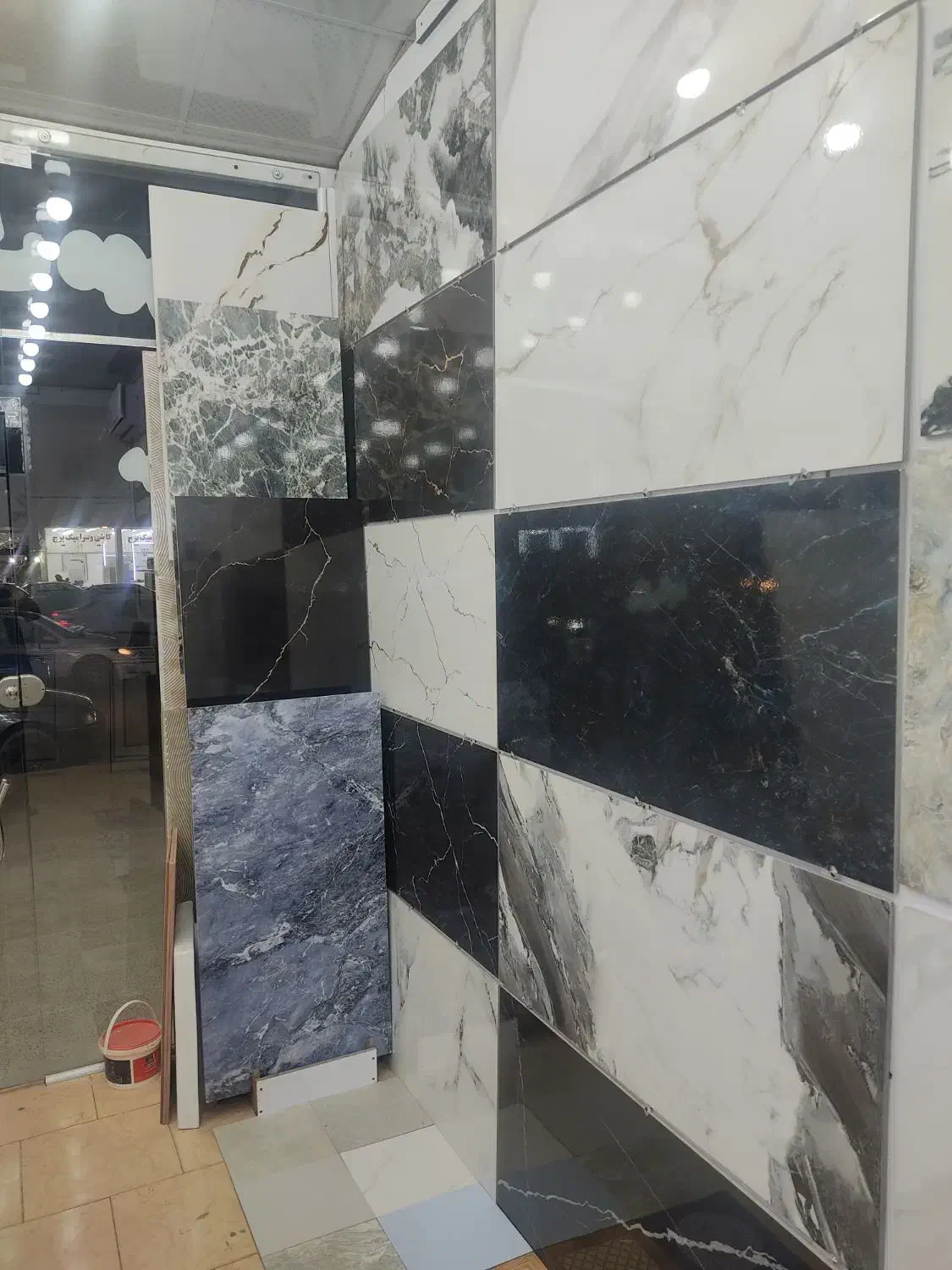 کاشی و سرامیک مهزیار|مصالح و تجهیزات ساختمان|اهواز, کوی علوی|دیوار