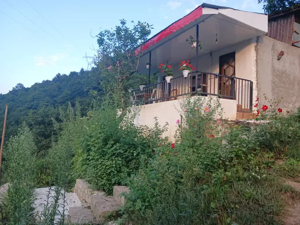 فروش ویلایی/تک خواب/گردنه حیران|فروش خانه و ویلا|آستارا, |دیوار