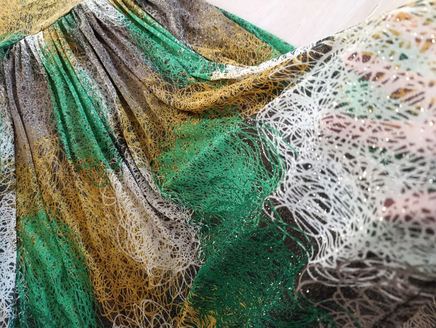 لباس|لباس|سقز, |دیوار